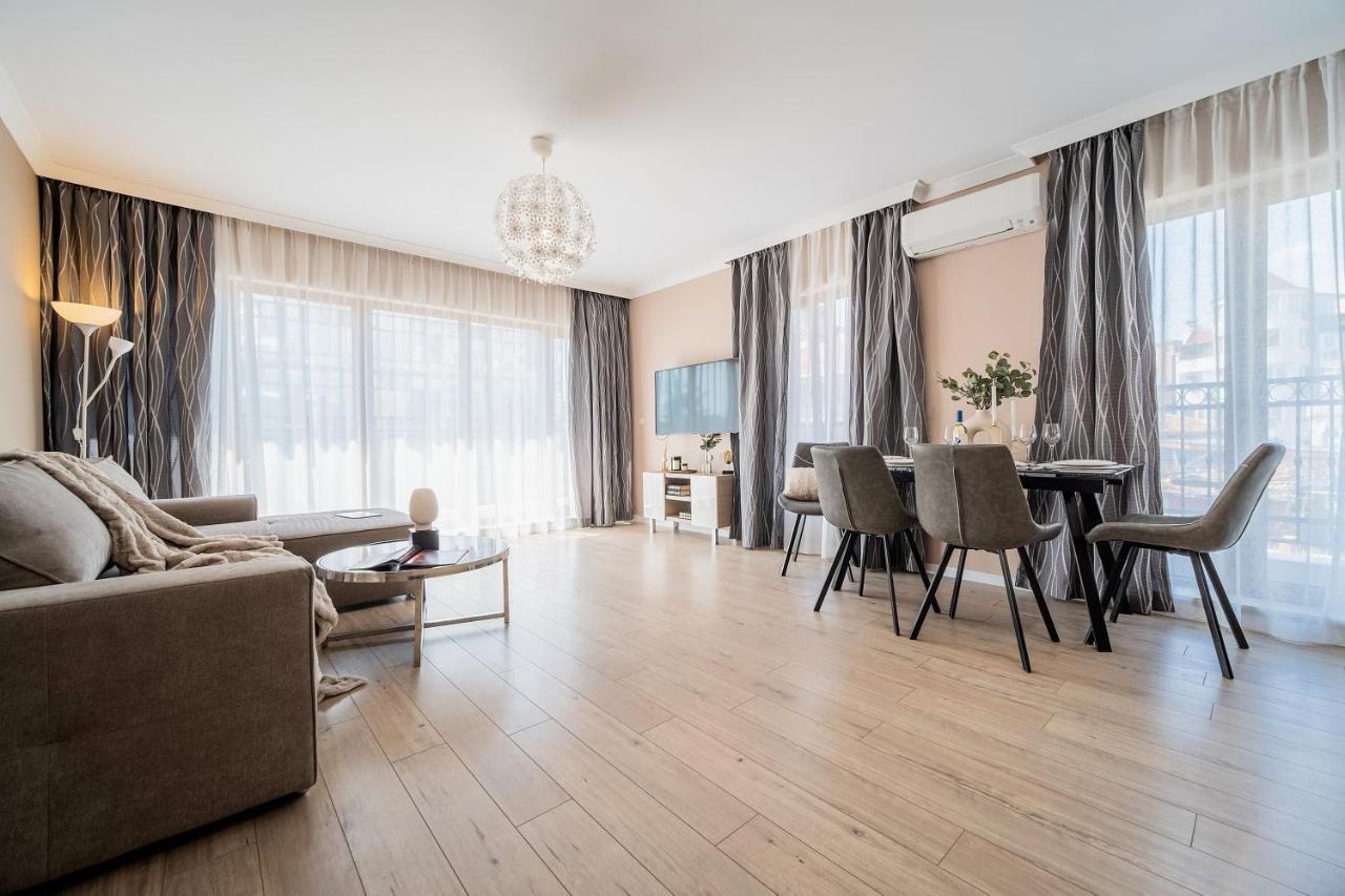 Comfy Luxury Center Apartment Varna Luaran gambar