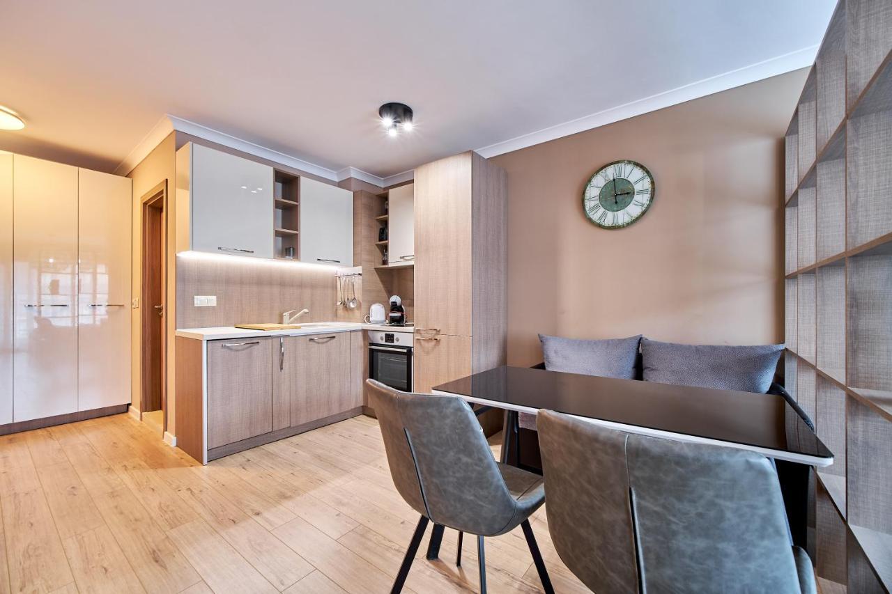 Comfy Luxury Center Apartment Varna Luaran gambar